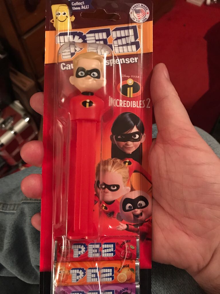 Disney - Incredibles 2 - Dash - Pixar pez collectible - Main Image 2