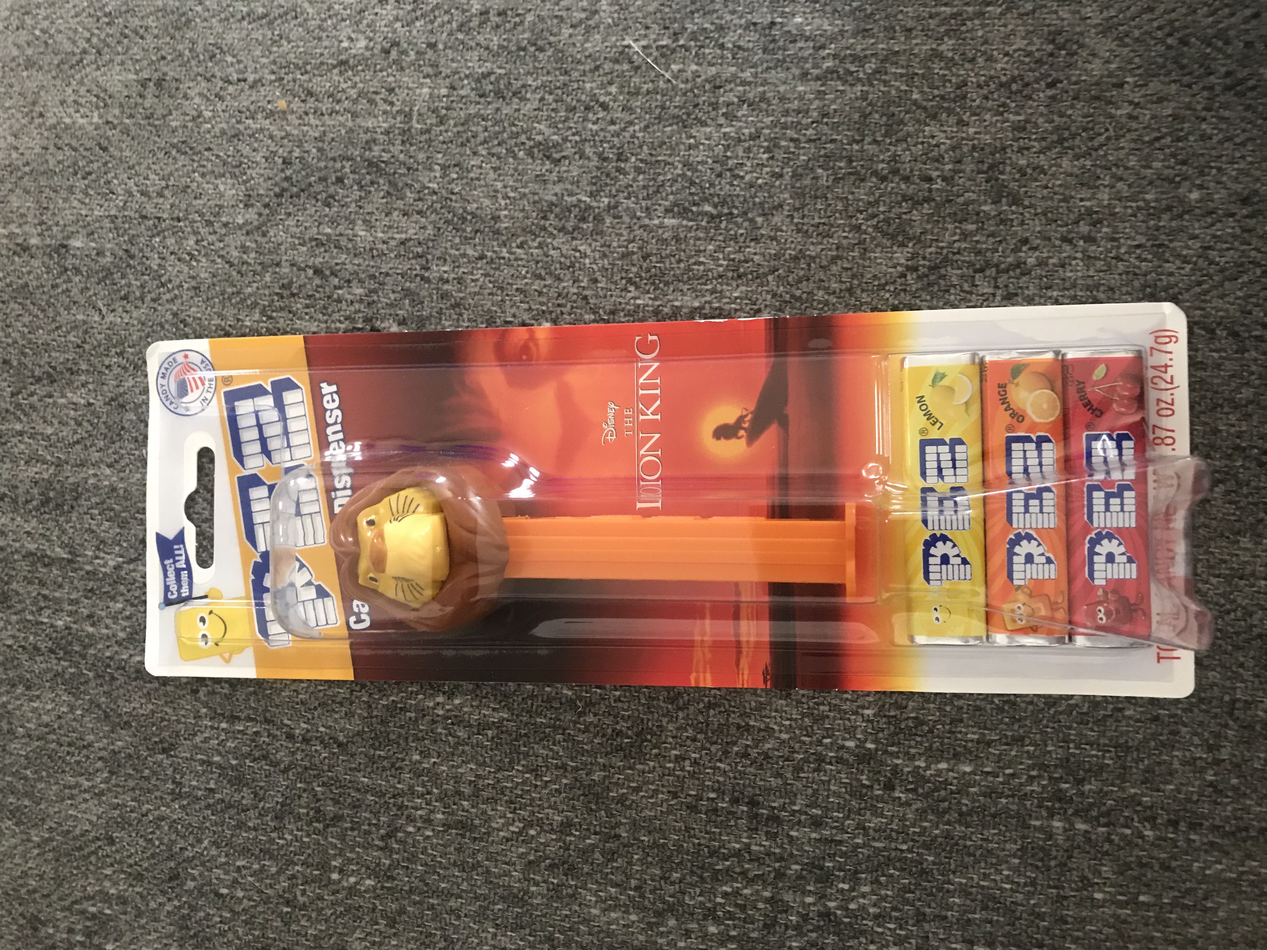 Mufasa A - Lion King pez collectible [Barcode 073621092884] - Main Image 2