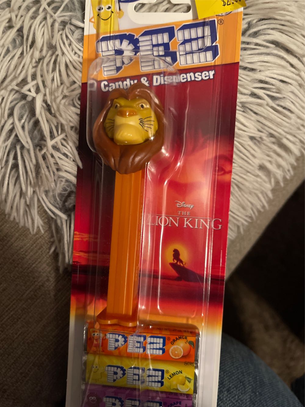 Mufasa A - Lion King pez collectible [Barcode 073621092884] - Main Image 3