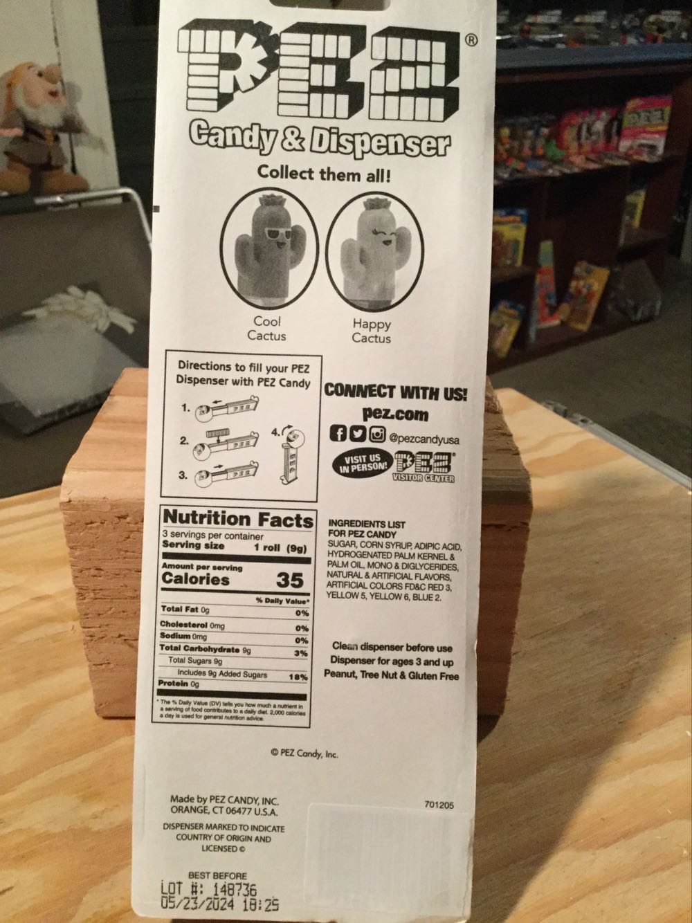 Cool Cactus (Spike) - Cactus Pez Exclusive pez collectible [Barcode 073621091511] - Main Image 4