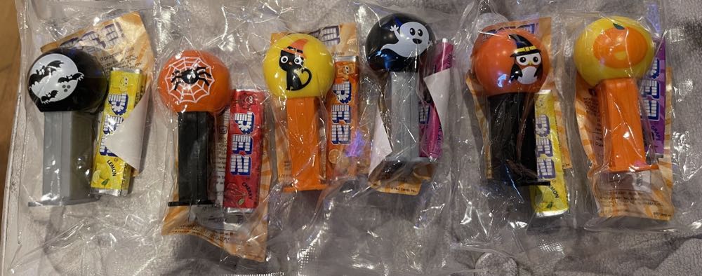 Mini Halloween Pez  pez collectible - Main Image 2