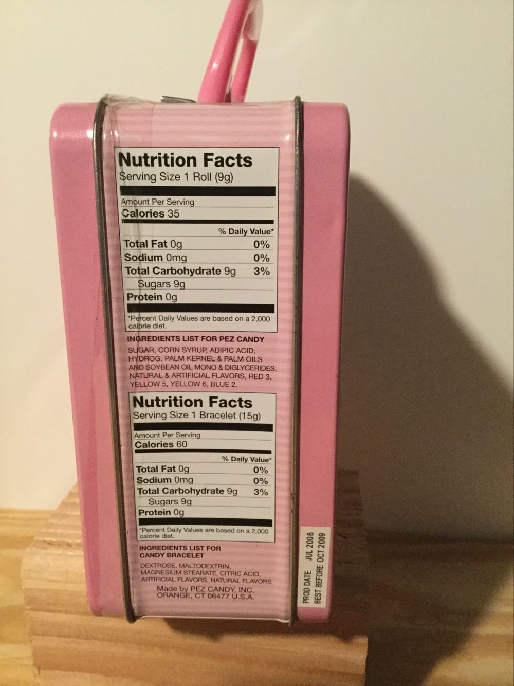 Hello Kitty And My Melody - Hello Kitty pez collectible [Barcode 073621009158] - Main Image 3