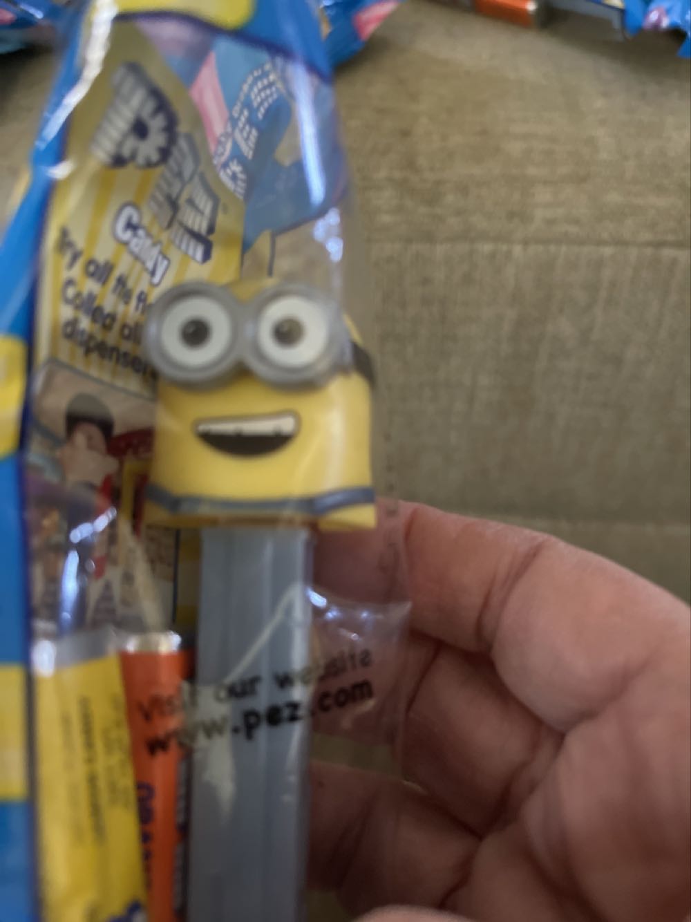 Minion Pez  pez collectible [Barcode 073621001213] - Main Image 3