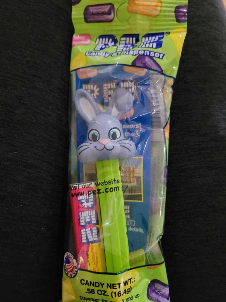 Easter - Gray Bunny  pez collectible [Barcode 073621002432] - Main Image 2