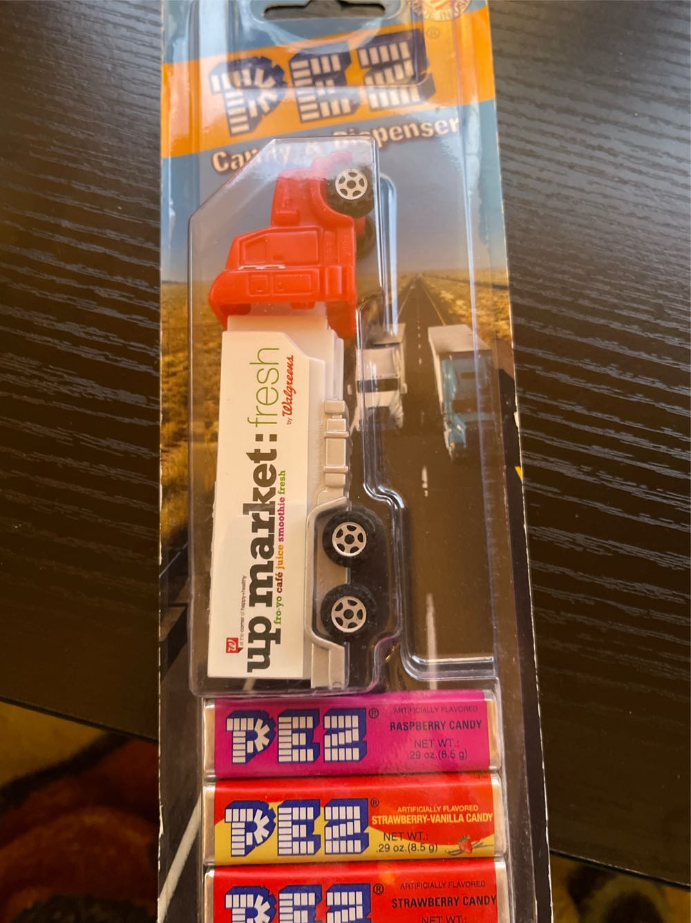Walgreens Market Fresh Truck - Trucks pez collectible [Barcode 073621098749] - Main Image 2