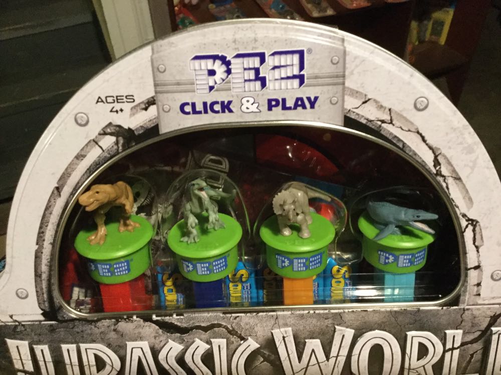 Jurassic World Click & Play Collector Tin - Jurassic World pez collectible [Barcode 073621012257] - Main Image 2