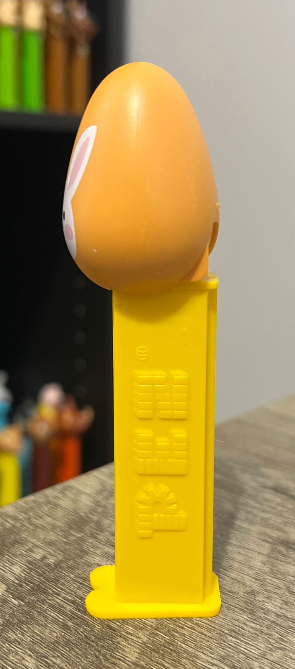 Egg (2020) - Easter pez collectible - Main Image 4