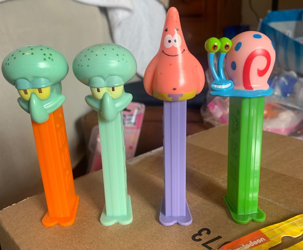 Sponge Bob Square Pants - Sponge Bob Square Pants pez collectible [Barcode 073621094246] - Main Image 2
