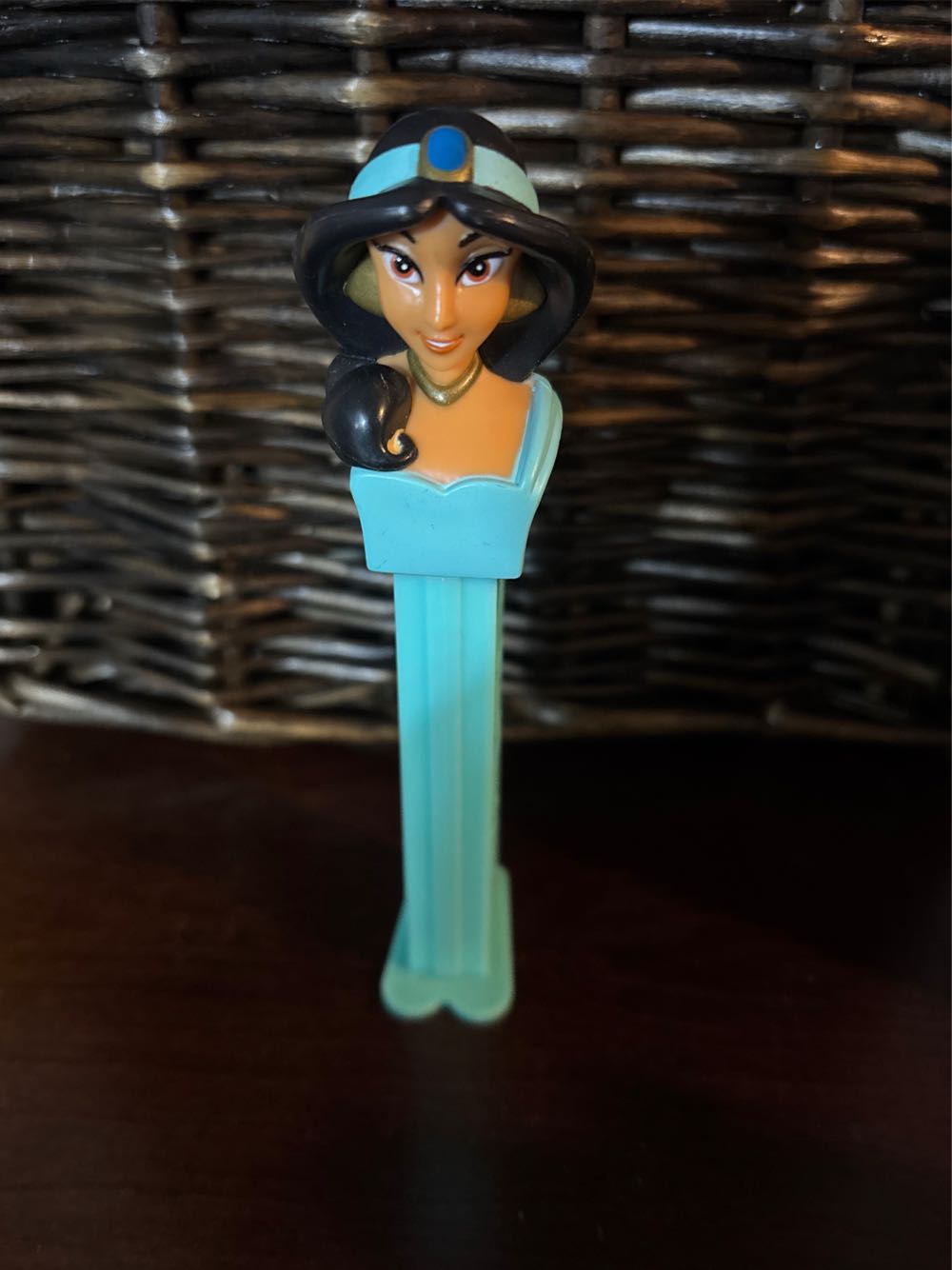 Aladdin - Jasmine - Aladdin pez collectible - Main Image 2