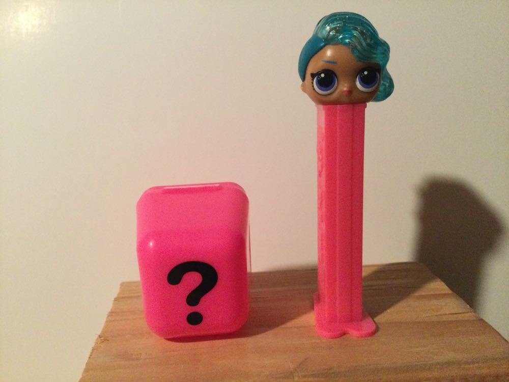 L.O.L. Surprise! - Splash Queen Popular - L.O.L. Suprise! pez collectible - Main Image 2