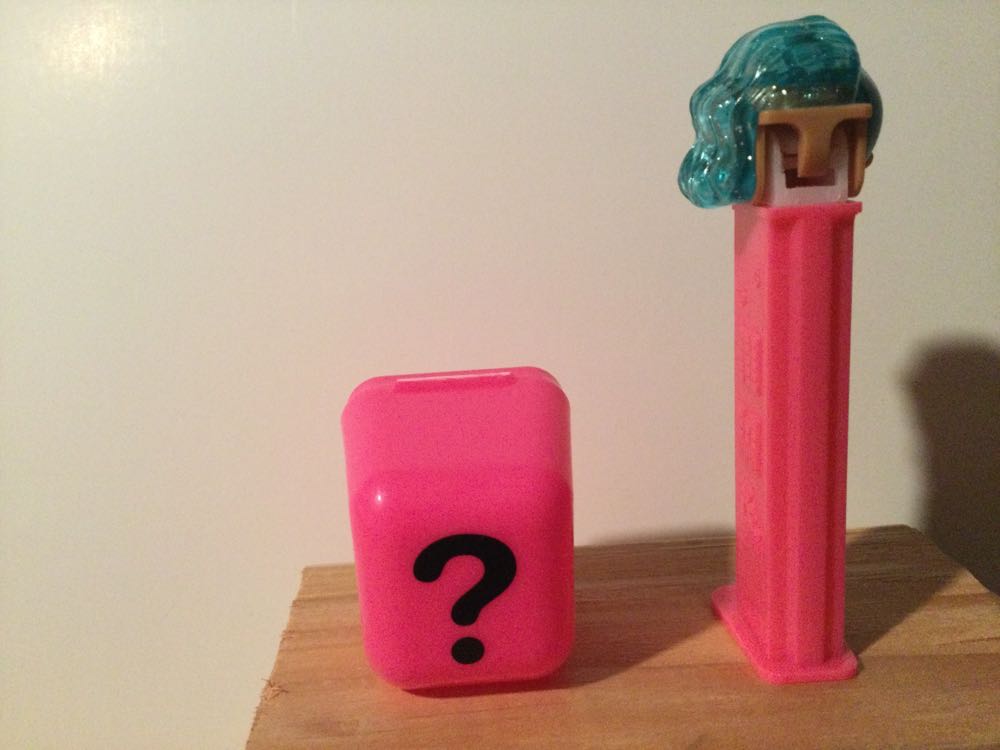 L.O.L. Surprise! - Splash Queen Popular - L.O.L. Suprise! pez collectible - Main Image 3