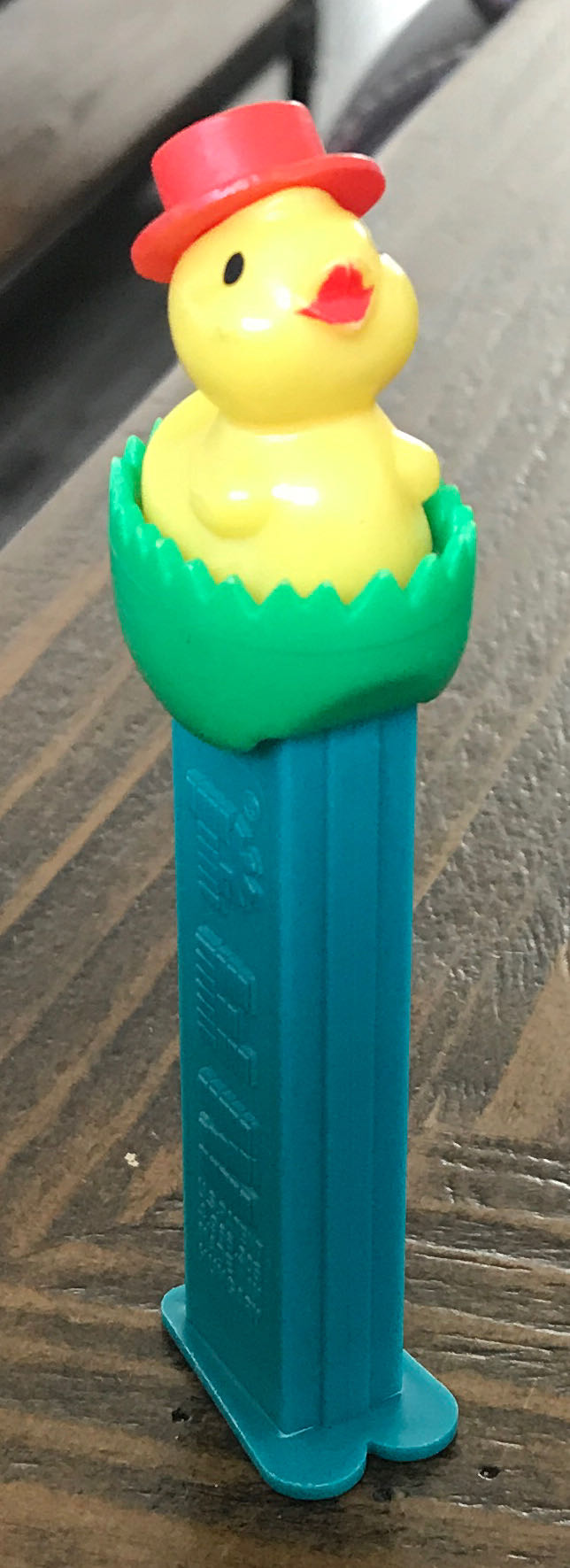 Easter Chick - Easter pez collectible - Main Image 2