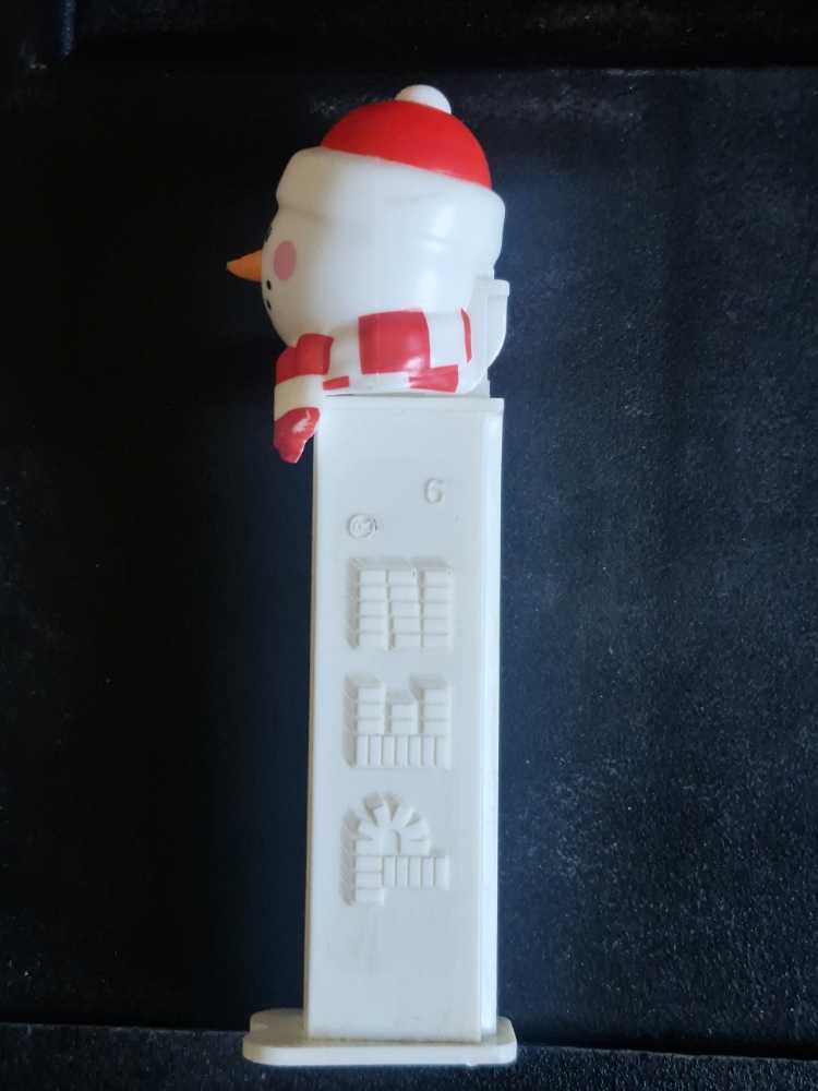 Snowman - Christmas pez collectible - Main Image 2