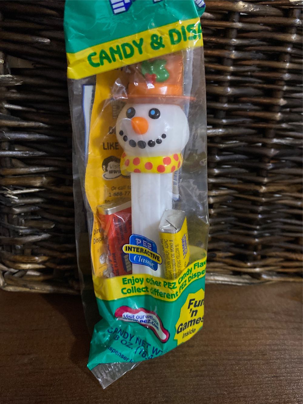 Christmas - Snowman ⛄️ 🎄 - Christmas pez collectible - Main Image 2