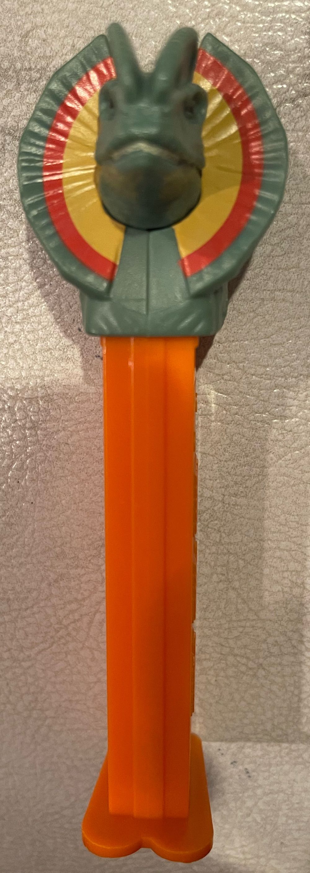 Jurassic World - Dilophosaurus - Movies & TV pez collectible - Main Image 2