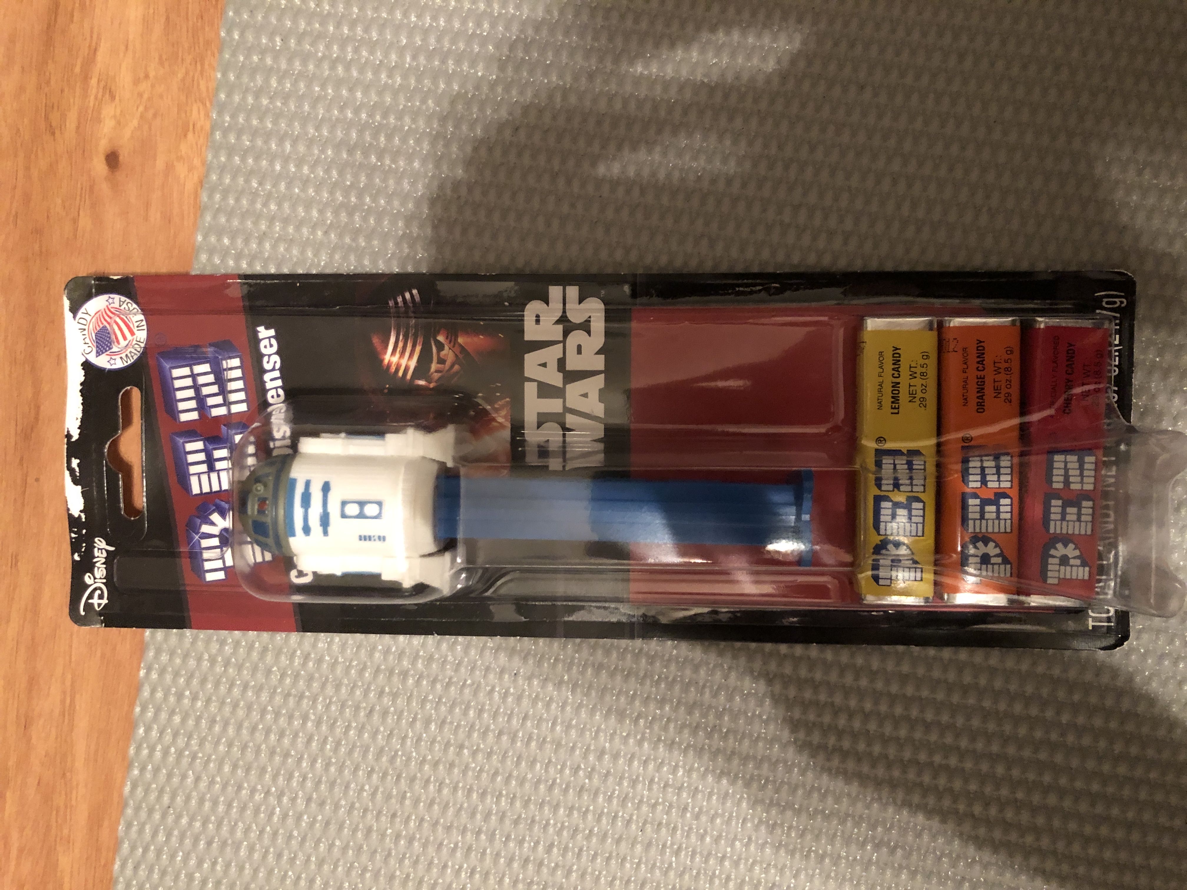 Pez Bonbons Body Parts Choose One Various Outifts O316