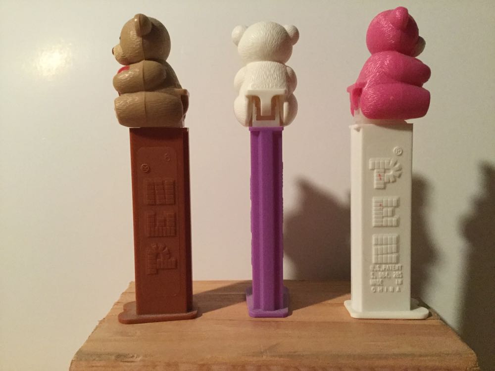 Valentine’s - Love Brown Bear ❤️ - Valentine’s Day ❤️ pez collectible [Barcode 073621002142] - Main Image 2