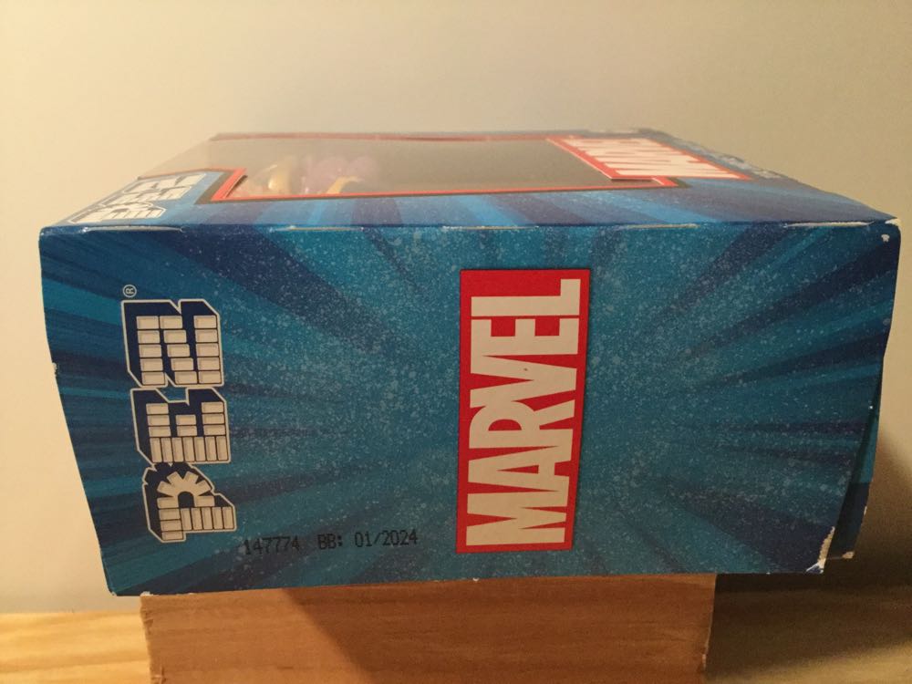 Marvel - 2pc Captain Marvel And Thanos - Superheroes & Villains - Marvel Avengers ~ pez collectible [Barcode 073621012080] - Main Image 4