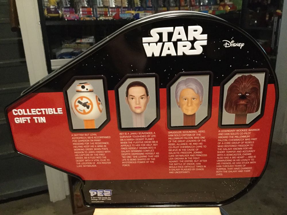 Star Wars - Disney / Lucas Films - Star Wars pez collectible [Barcode 073621001220] - Main Image 2