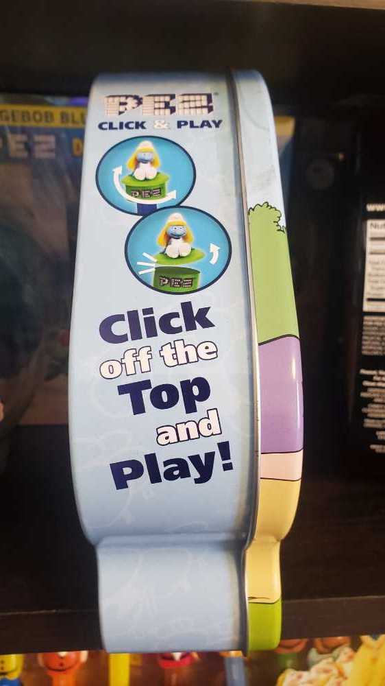 Smurfs - Gift Tin Click & Play - Smurfs Click N Play pez collectible [Barcode 073621013155] - Main Image 3