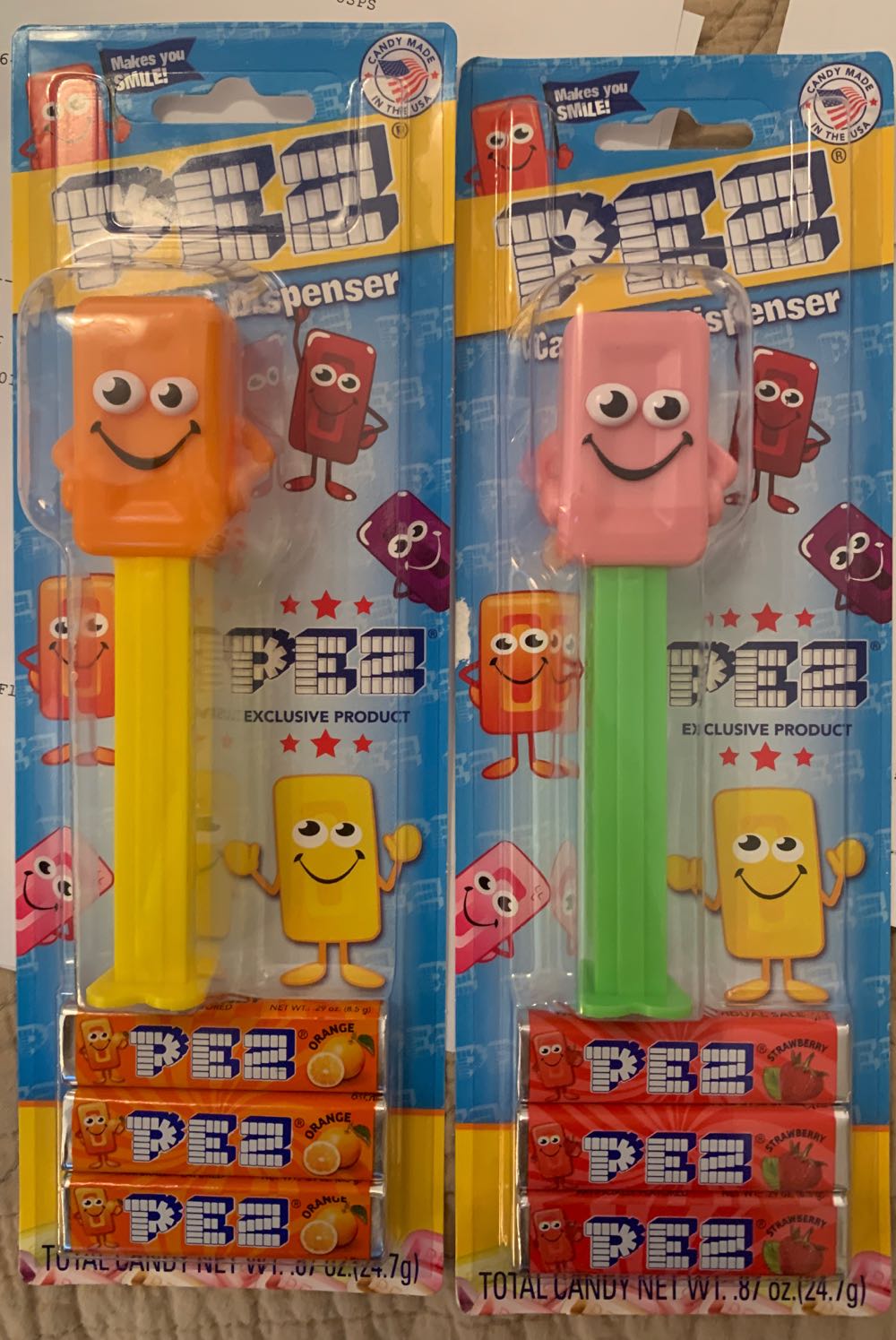Mascot - Grape - Limited Edition pez collectible [Barcode 073621061910] - Main Image 1