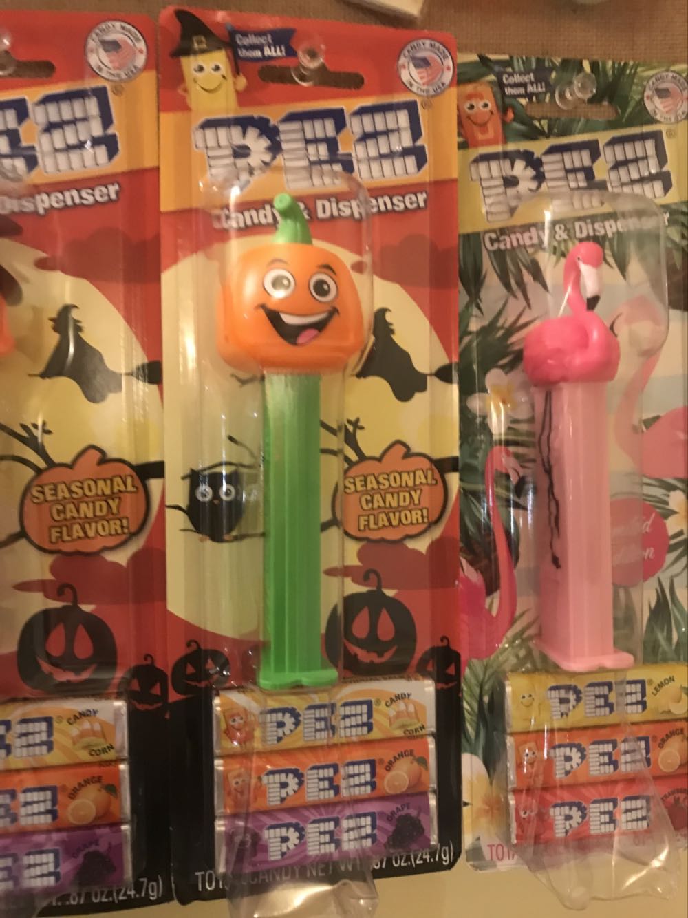 Pez Halloween (Pumpkin) - Halloween pez collectible - Main Image 2