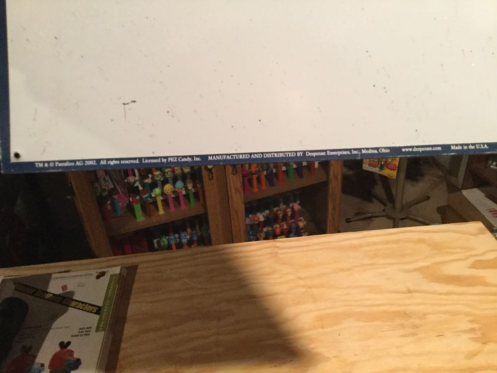 Pez Sign - Six Big Flavors One Big Pack - Pez Tin pez collectible [Barcode 605279110261] - Main Image 2