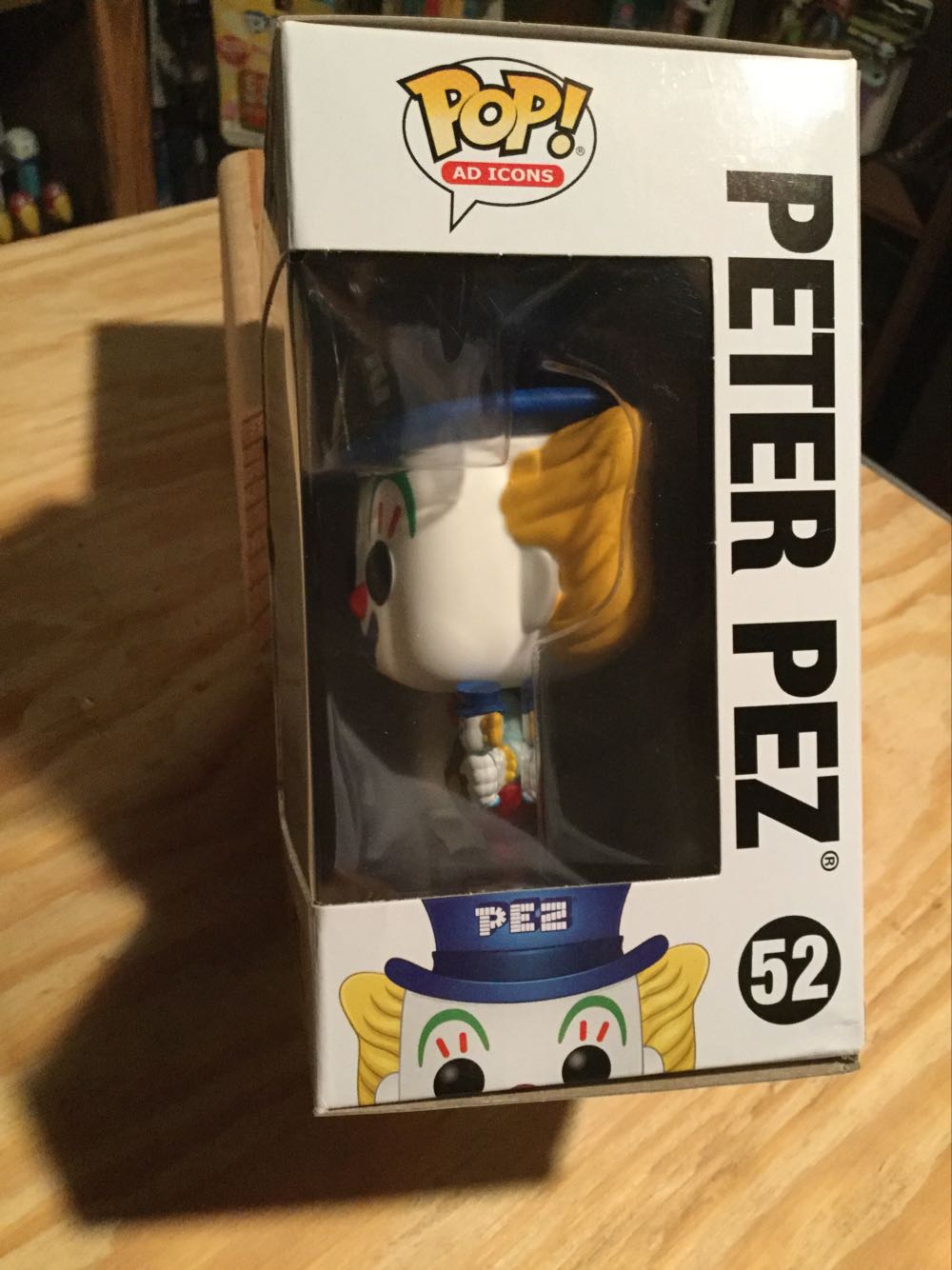 Funko POP! - Peter Pez 52 - Blue - Non-dispenser: Toy pez collectible [Barcode 889698427340] - Main Image 2