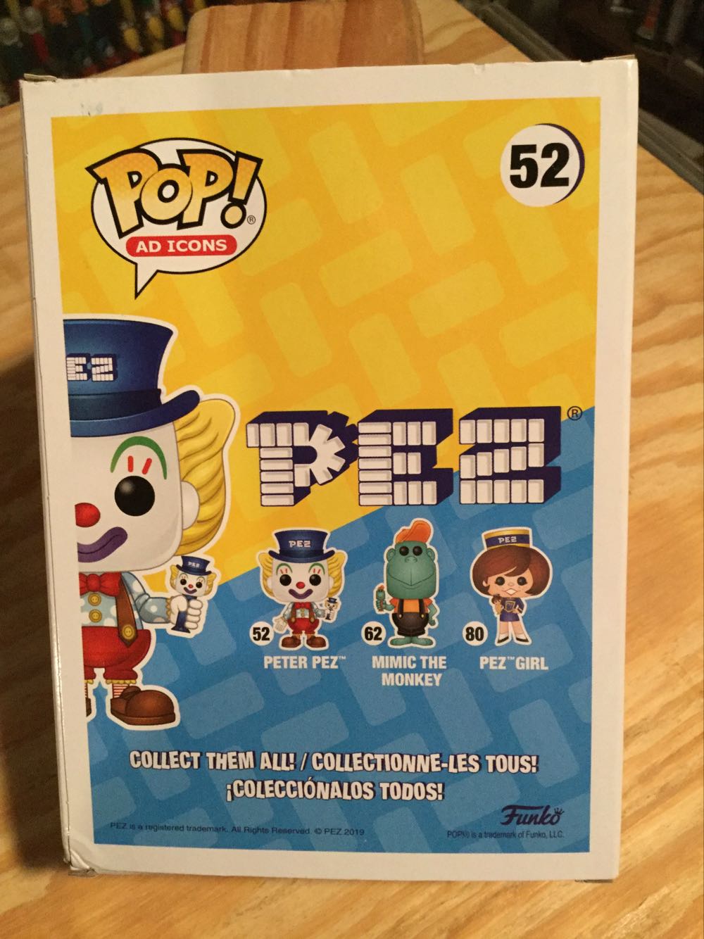 Funko POP! - Peter Pez 52 - Blue - Non-dispenser: Toy pez collectible [Barcode 889698427340] - Main Image 3