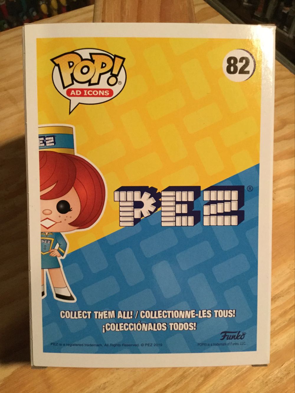 Funko POP! - Pez Girl Red Head - Ad Icons pez collectible [Barcode 889698427364] - Main Image 3