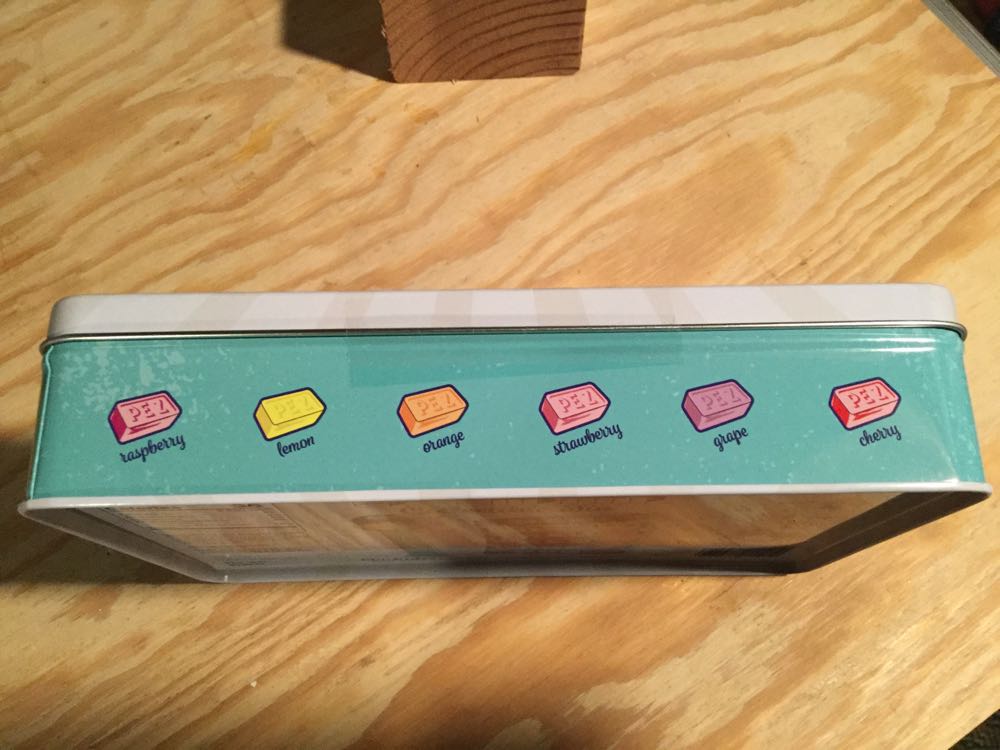 Tin - Pez Collectible Tin - Pez Tin pez collectible [Barcode 073621011410] - Main Image 3