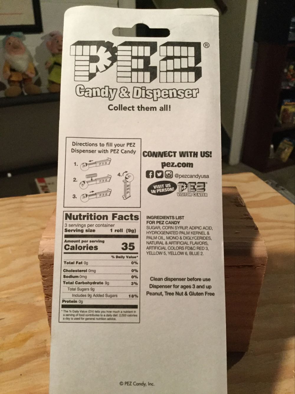 Pink Flamingo Limited Edition Pink Stem Pink Legs - Pez Limited Edition pez collectible [Barcode 073621094000] - Main Image 3