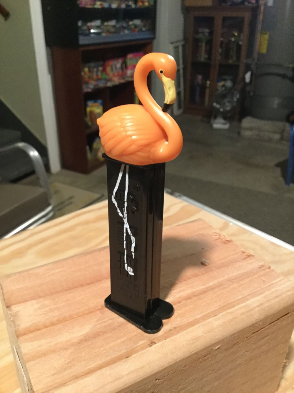 Flamingo - Fernando - Pez Limited Edition pez collectible - Main Image 2