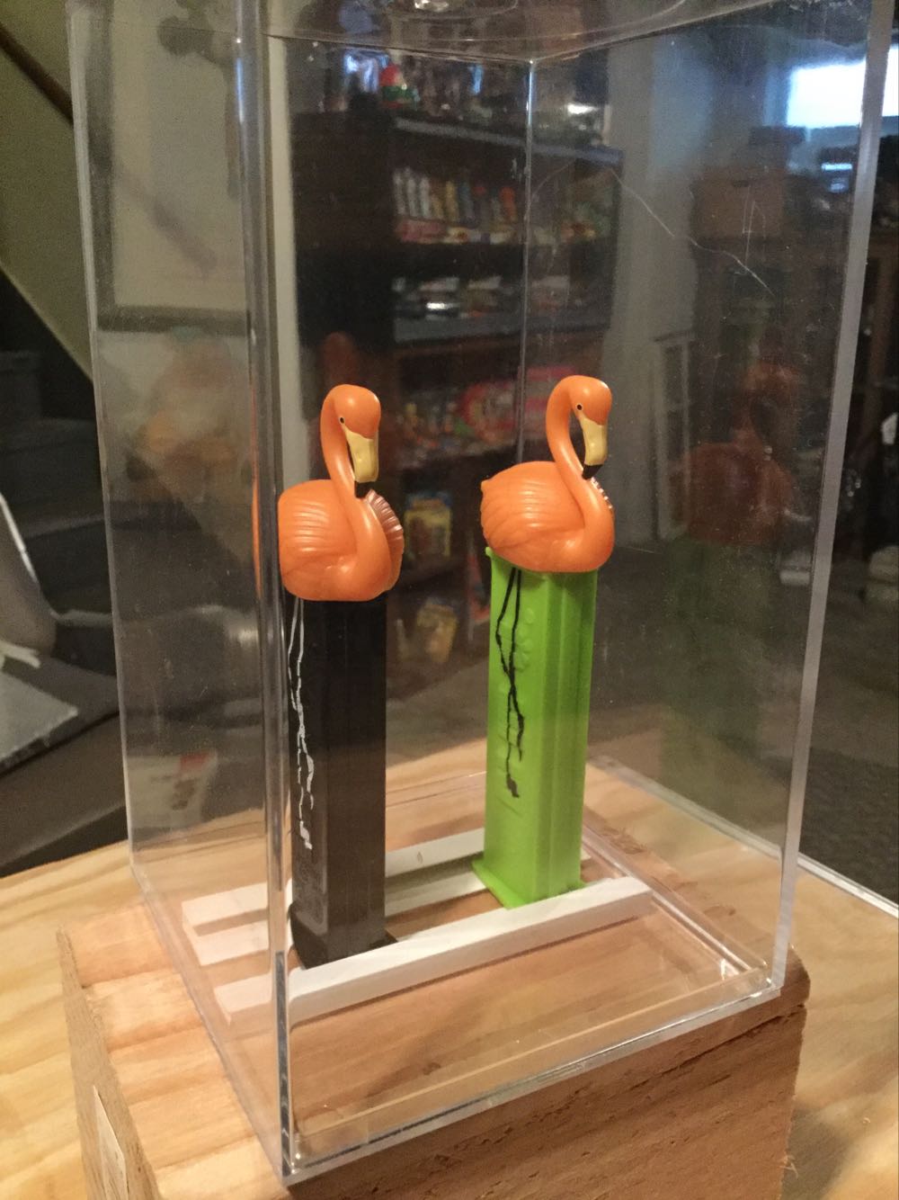 Flamingo - Carmen - Pez Limited Edition pez collectible - Main Image 4