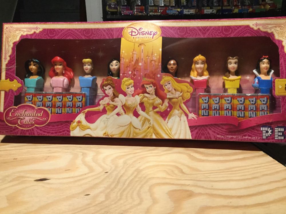 Disney Princess - Collector Set - Collector Set - Disney Princess Enchanted Tales pez collectible [Barcode 073621009165] - Main Image 2