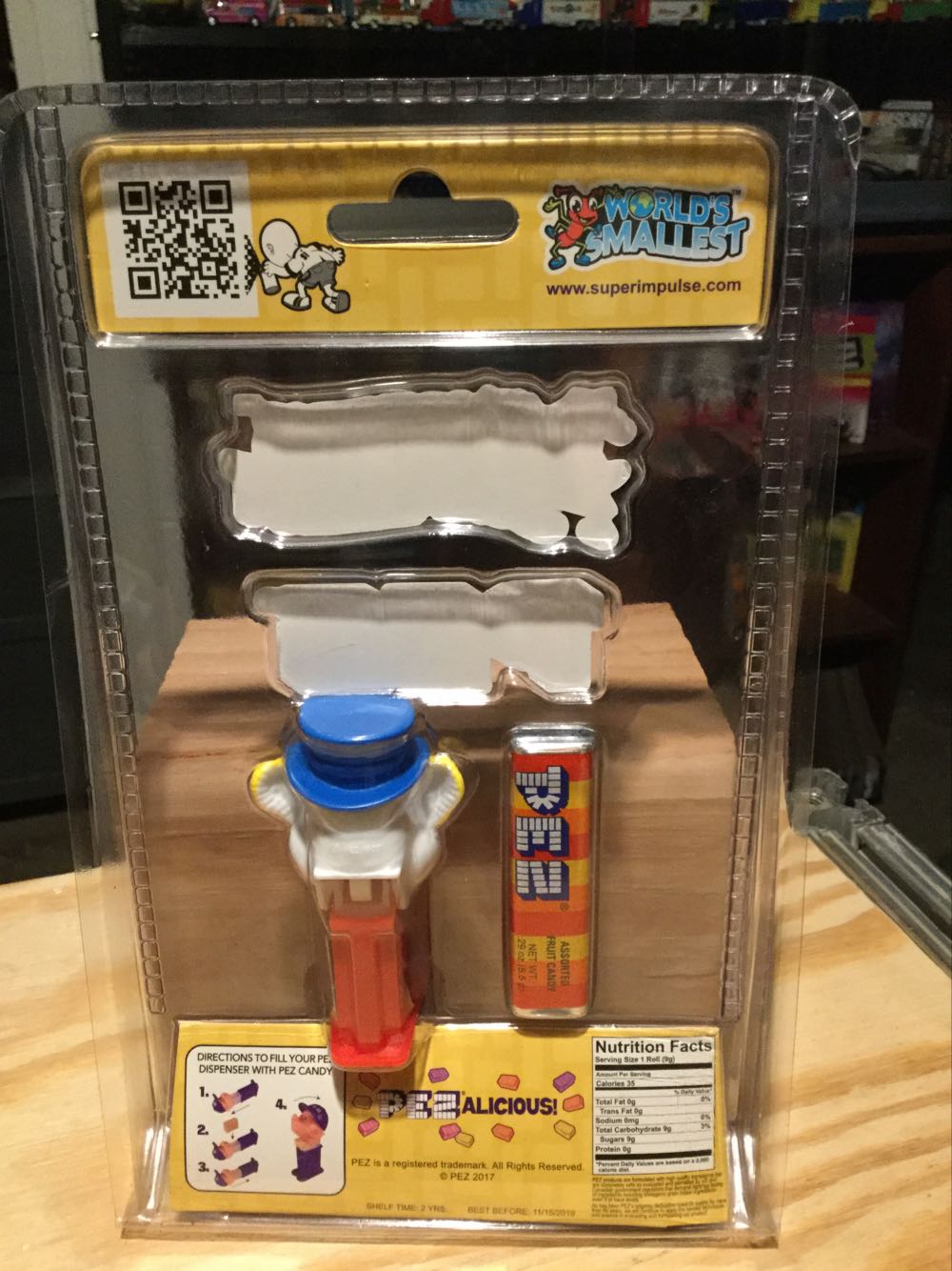 World’s Smallest Pez Dispenser Blue Guy - Worlds Smallest pez collectible [Barcode 859421005985] - Main Image 3