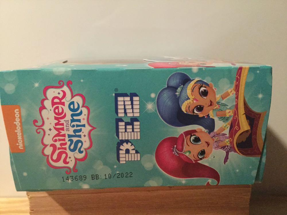Shimmer And Shine 5.3 Ounce Twin Pack - Nickelodeon pez collectible [Barcode 073621012189] - Main Image 3