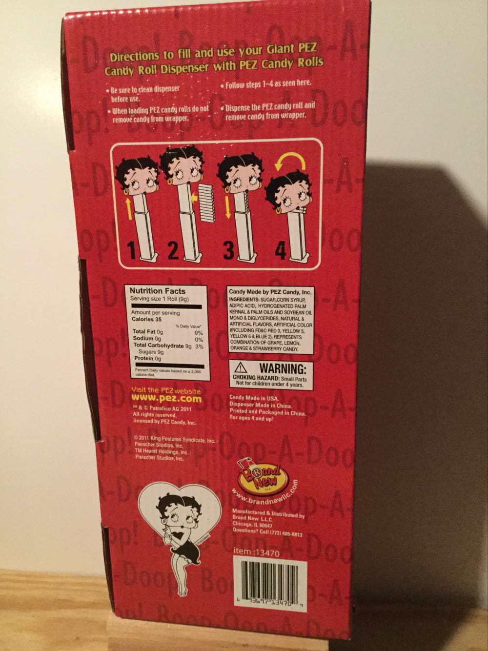 Giant Pez Dispenser Betty Boop - Giant Pez pez collectible [Barcode 693697134709] - Main Image 3