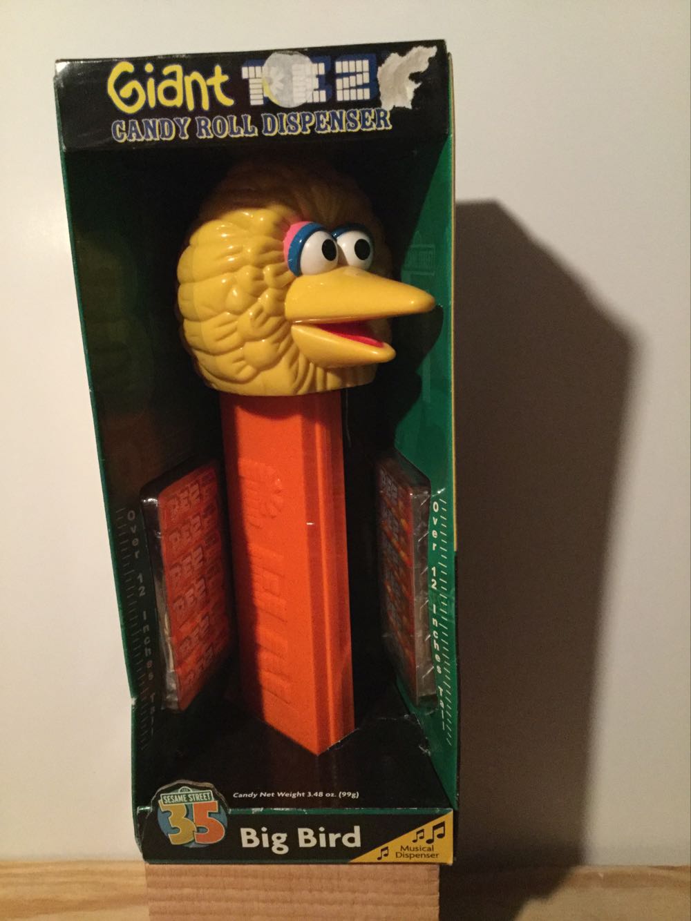 Giant Big Bird W/Sound - Sesame Street pez collectible [Barcode 693697130602] - Main Image 2