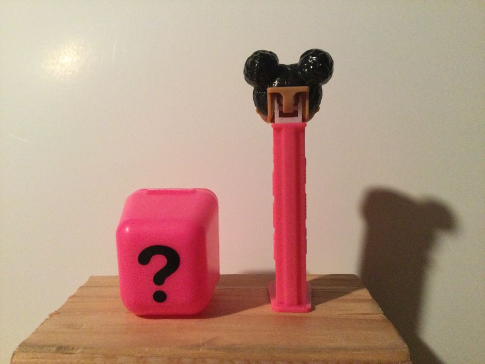 LOL Glitter Hoops MVP - Lol Surprise Dolls pez collectible - Main Image 3