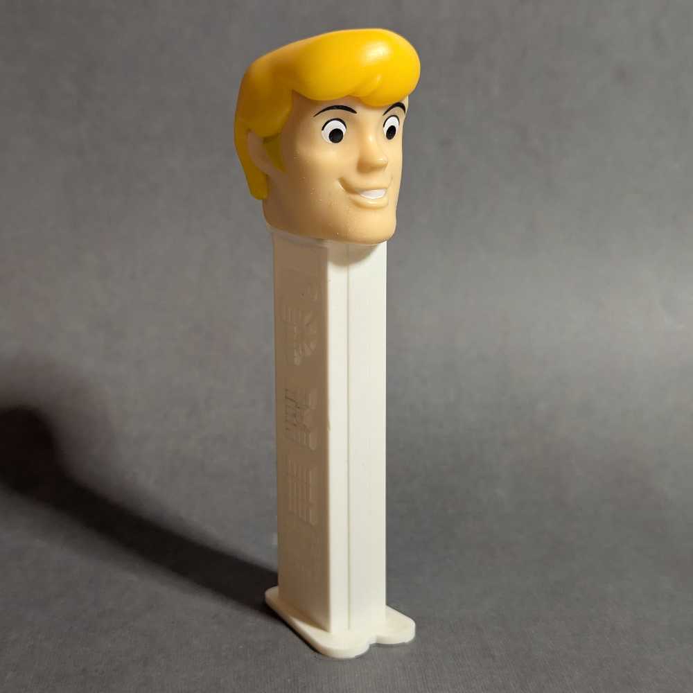Scooby-Doo - Fred - Movies & TV - Warner Bros. pez collectible - Main Image 2