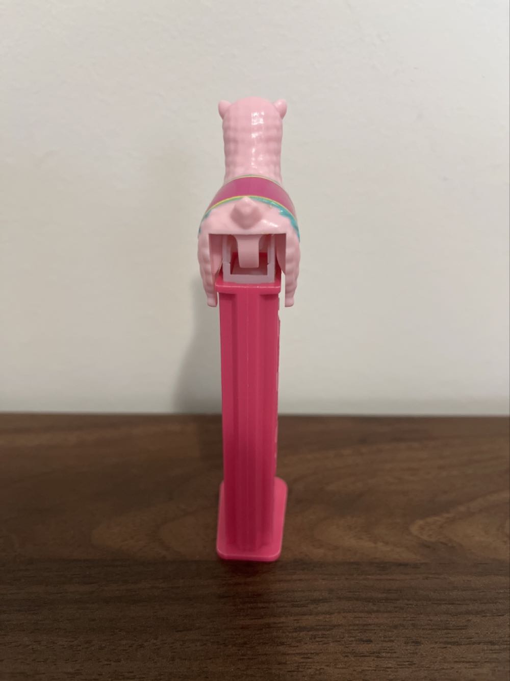 Hello Kitty Llama - Advertising & Marketing - Sanrio pez collectible - Main Image 2