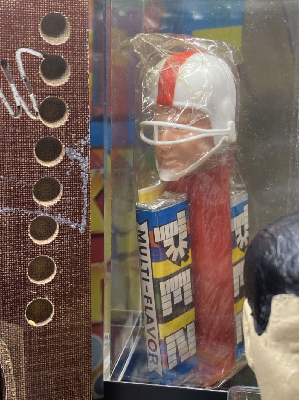 Football Player  pez collectible - Main Image 2