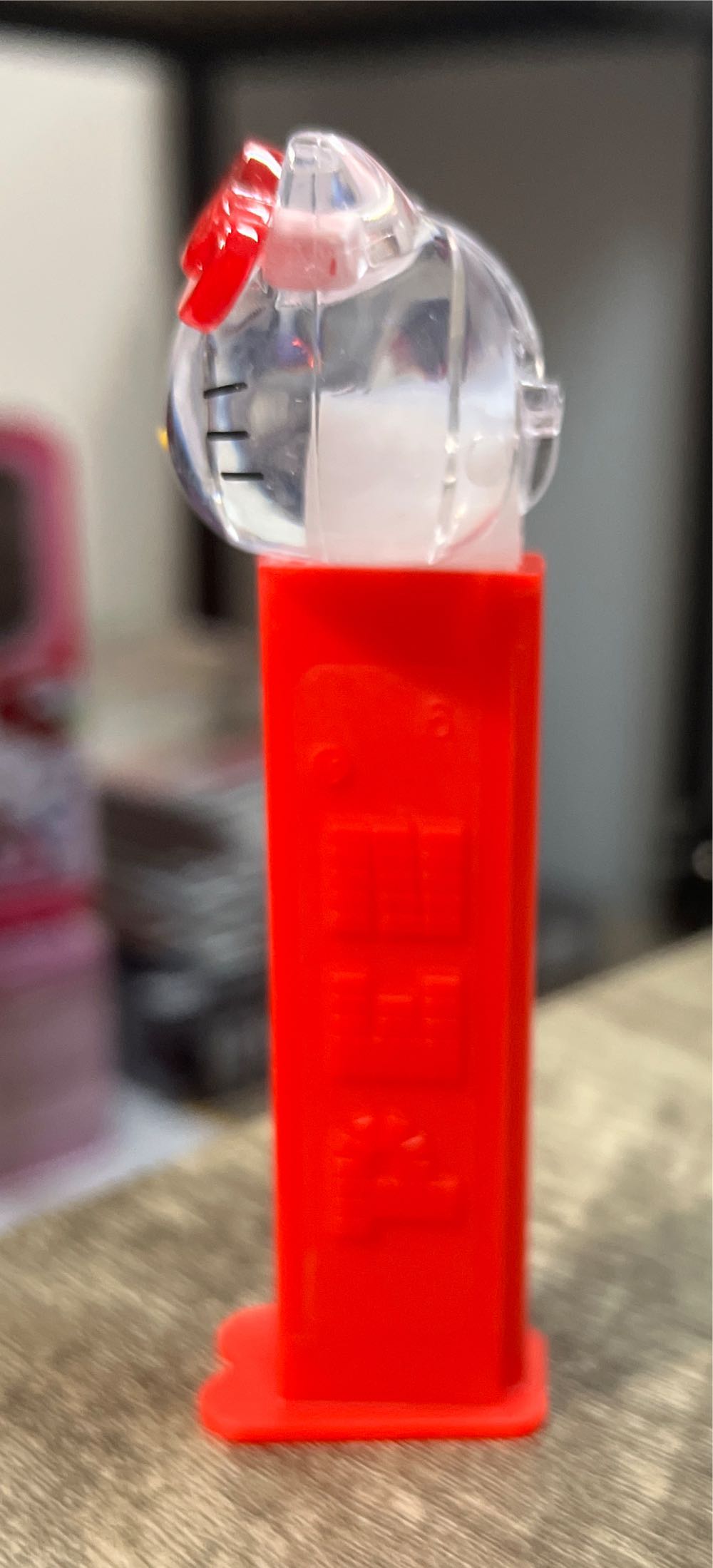 Hello Kitty Crystal W/ Red Bow - Hello Kitty pez collectible - Main Image 4