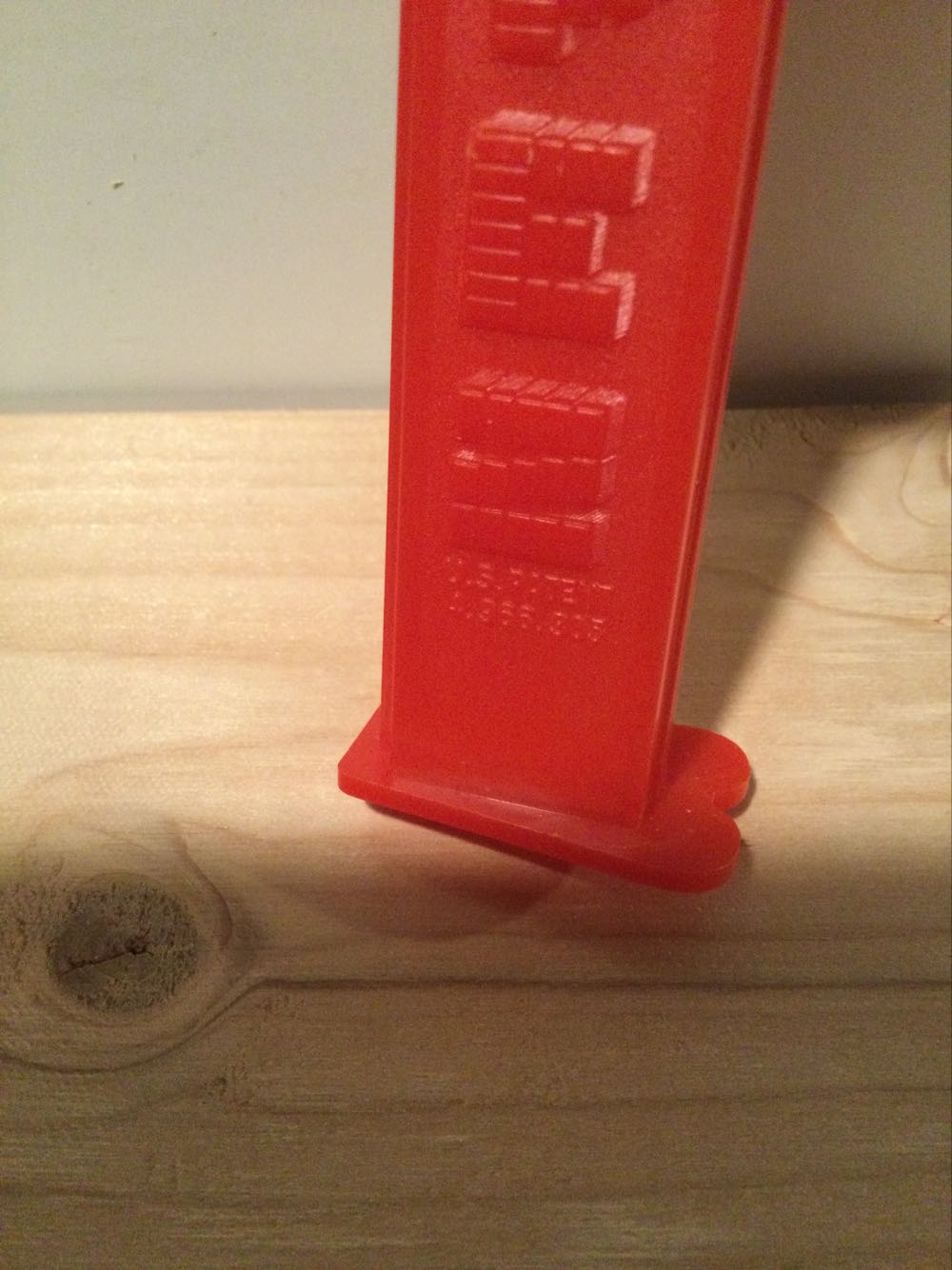 Santa Claus C White Cap - Holiday - Christmas pez collectible - Main Image 4