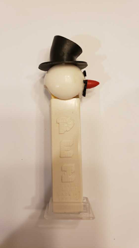Snowman A - Holiday - Christmas pez collectible - Main Image 2