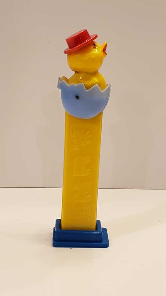 Chick In Egg A; Die Cut Eyes, Steel Pin, Hard Shell - Holiday - Easter pez collectible - Main Image 2