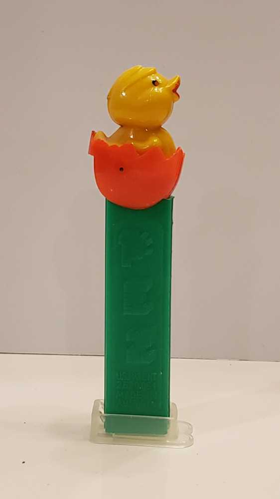 Chick Without Hat - Holiday - Easter pez collectible - Main Image 2