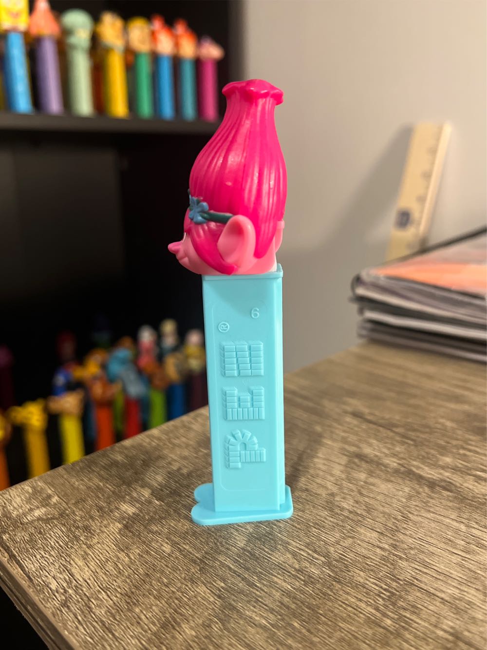 Poppy A - Trolls pez collectible - Main Image 3