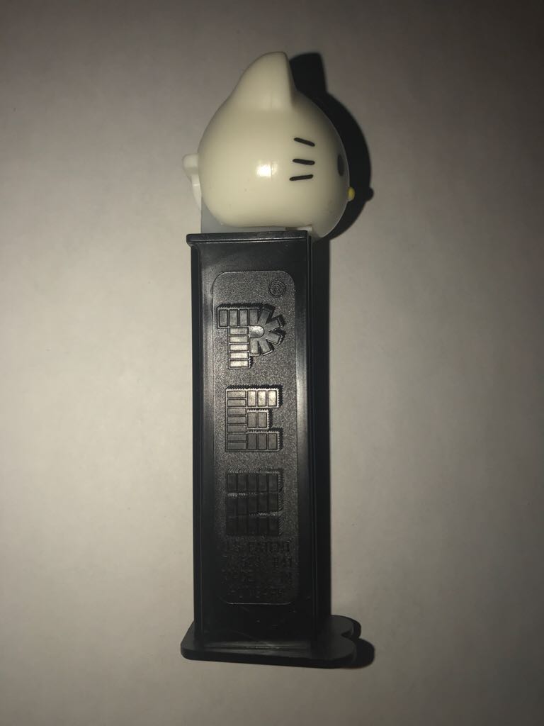 Hello Kitty - Sanrio pez collectible - Main Image 2